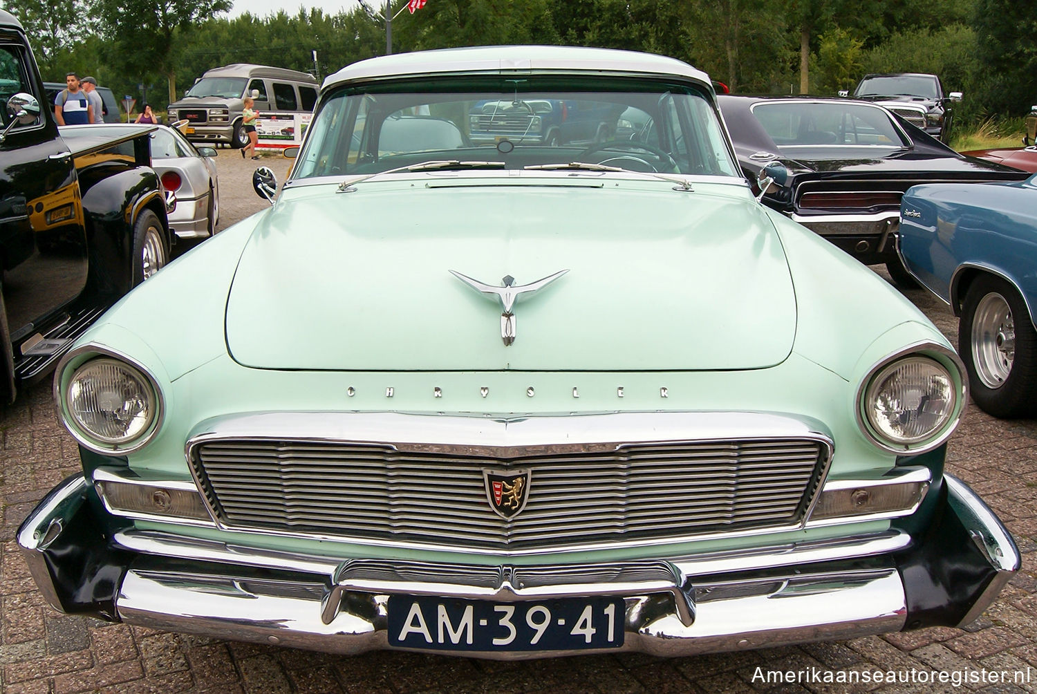 Chrysler New Yorker uit 1956